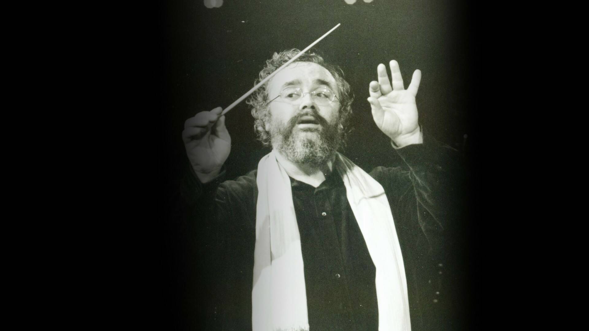 Mozart: Sinfonía no. 40 - Gianluigi Gelmetti, Radio-Sinfonieorchester Stuttgart