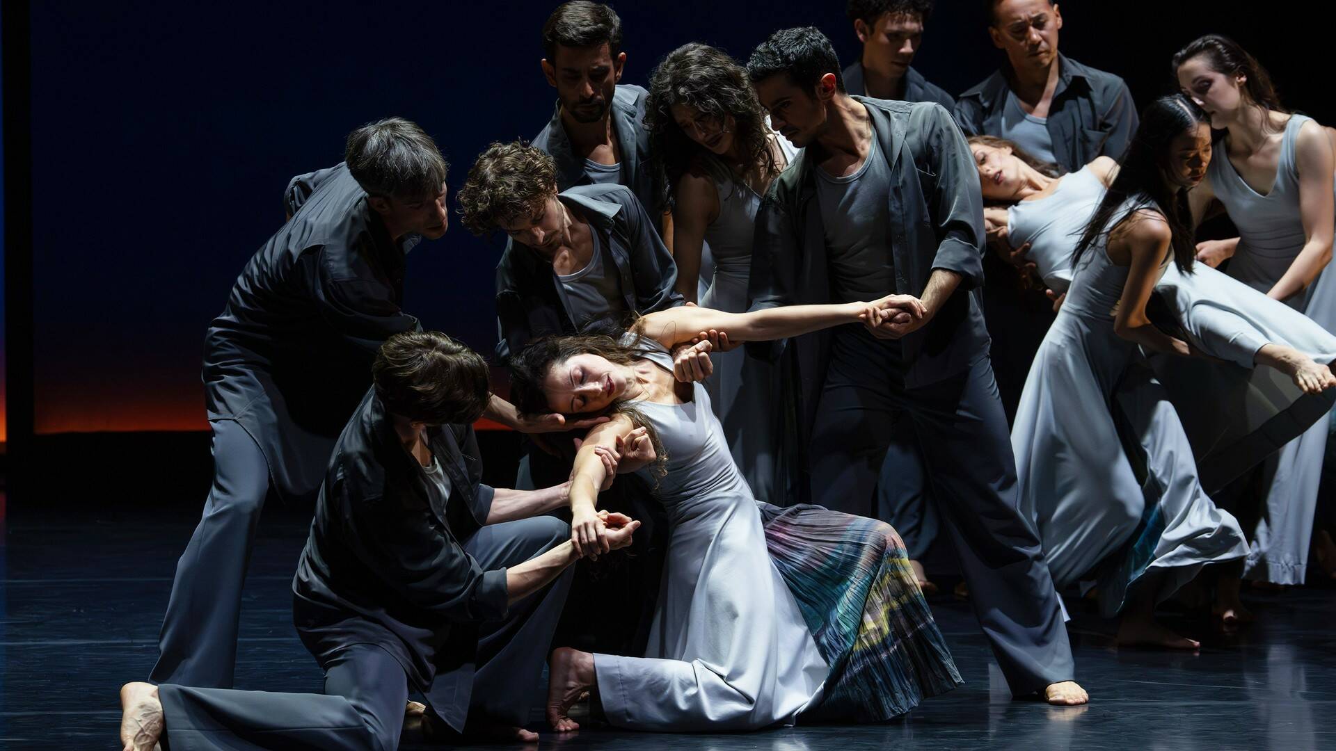 Carolyn Carlson: Un saut dans le bleu - Ballet de l’Opéra national du Capitole