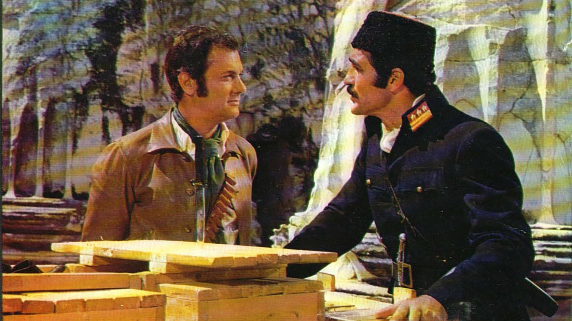 Bajo cualquier bandera