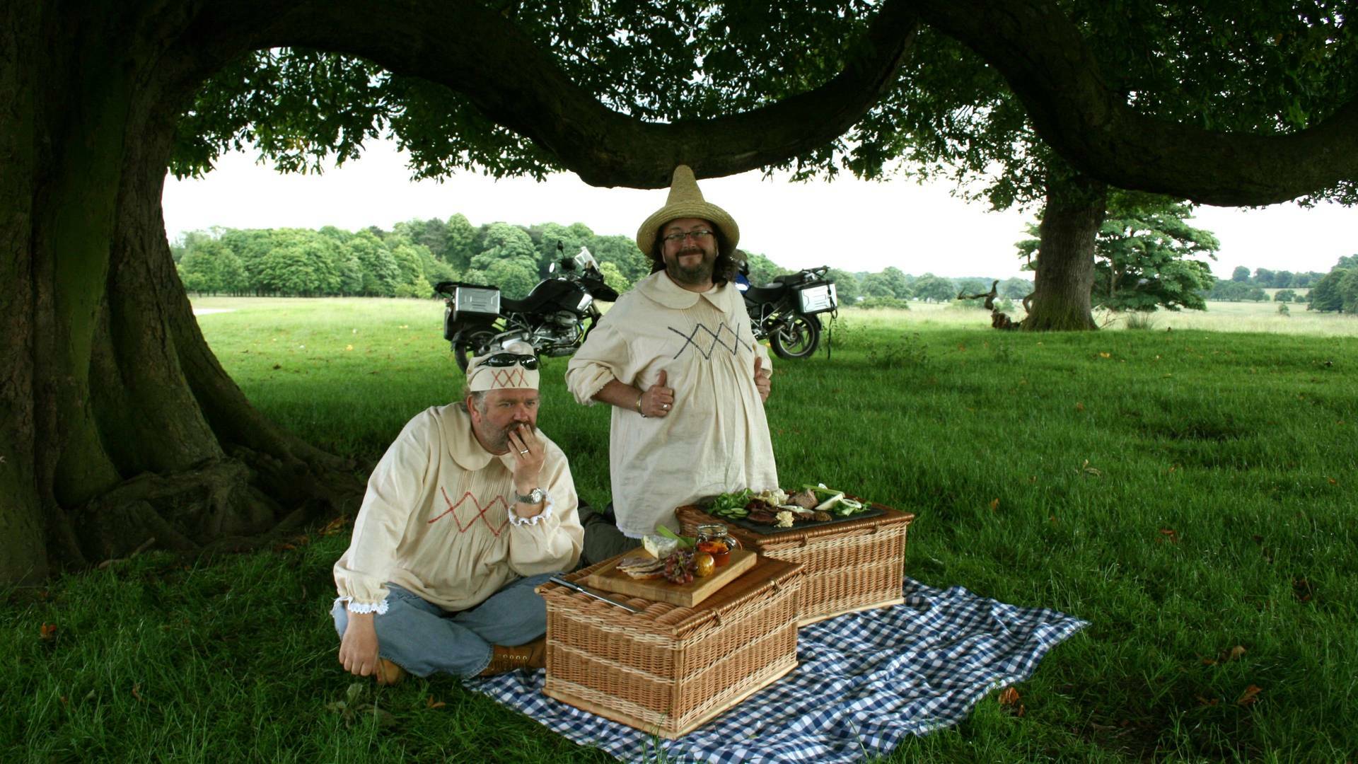Los moteros... (T1): Jabalíes desbocados