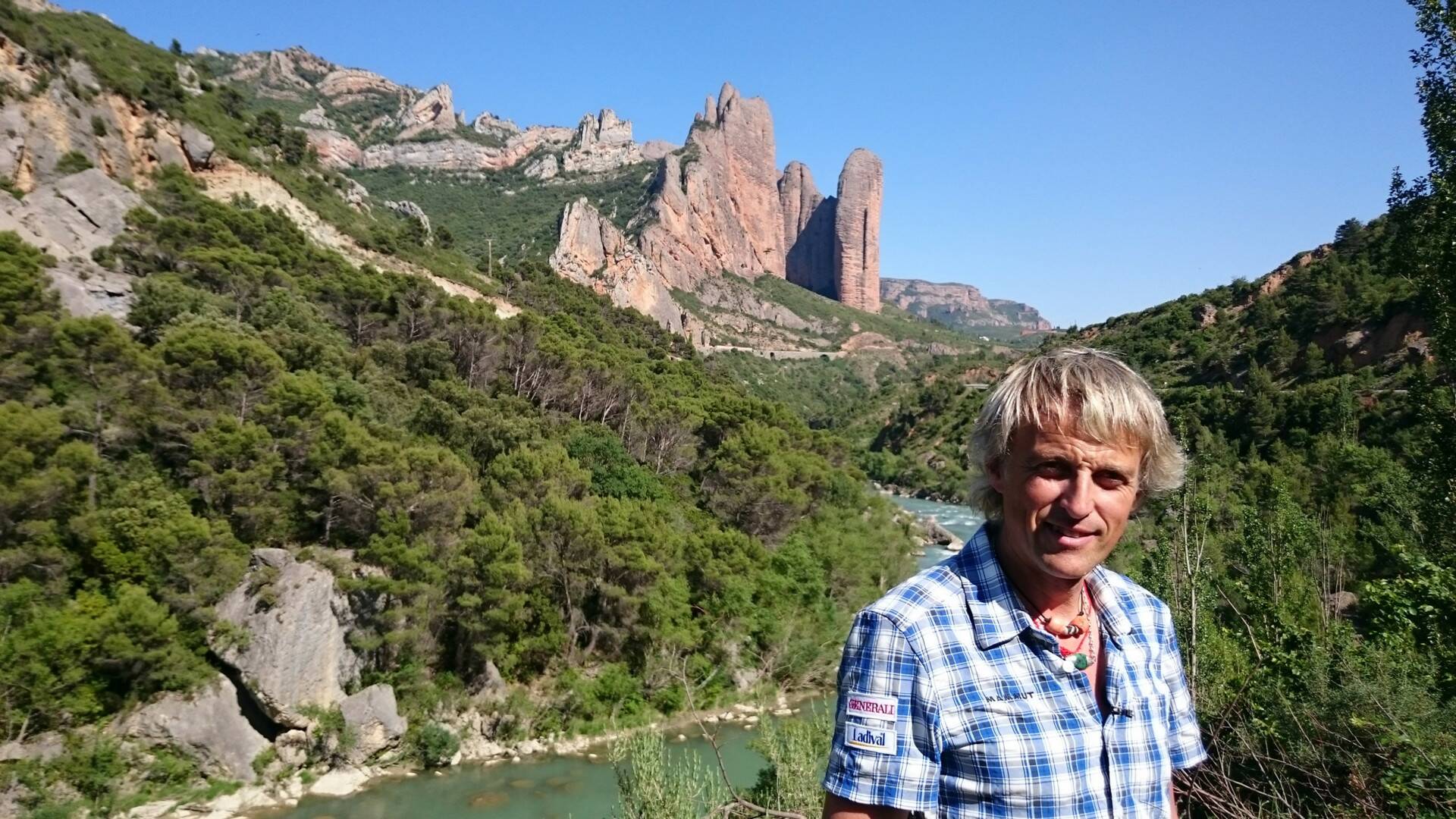 Volando voy: Los Mallos de Riglos