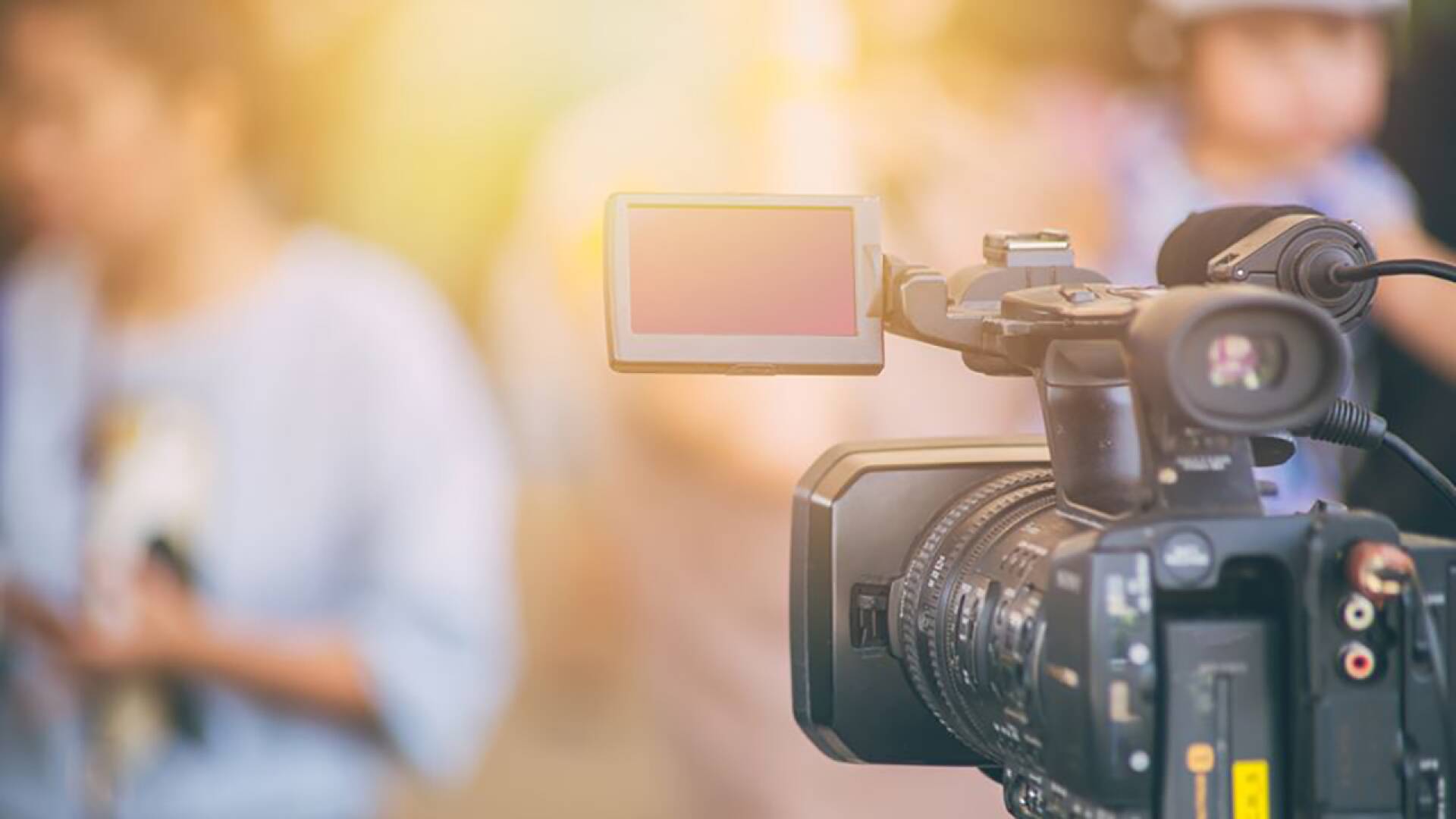 Mamá, ¿puedo matar? (T2): Ep.1 