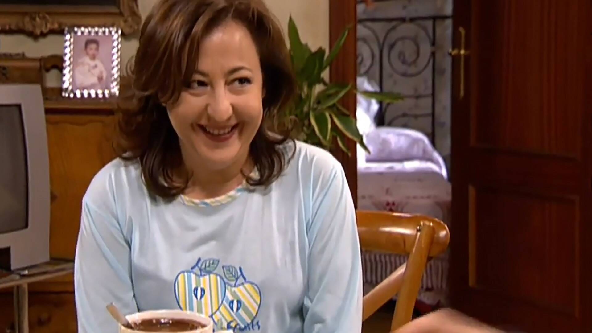 Aída (T4): Ep.2 El ostión (The spanish golpe)