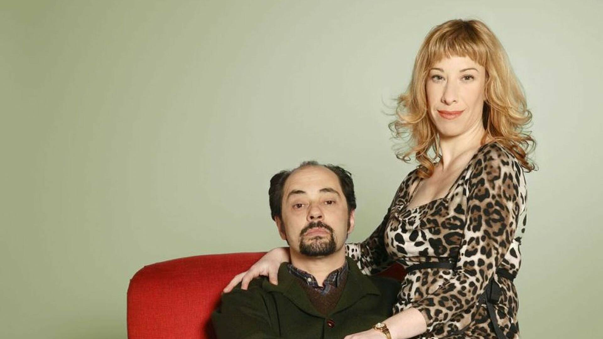 La que se avecina (T1): Ep.10 Singles, gatillazos y un percance en la piscina