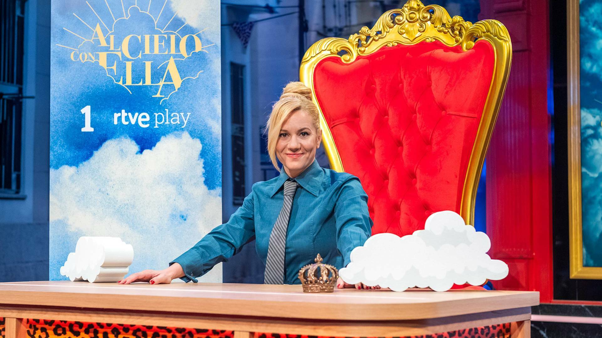 Al cielo con ella (T3): Pepa Bueno, Leonor Watling y Javi Hoyos