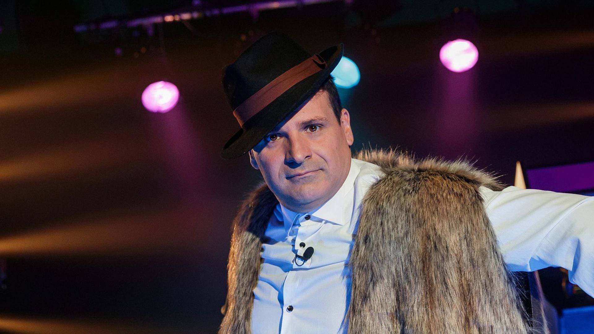 Cachitos de... (T14): UK vs EUA