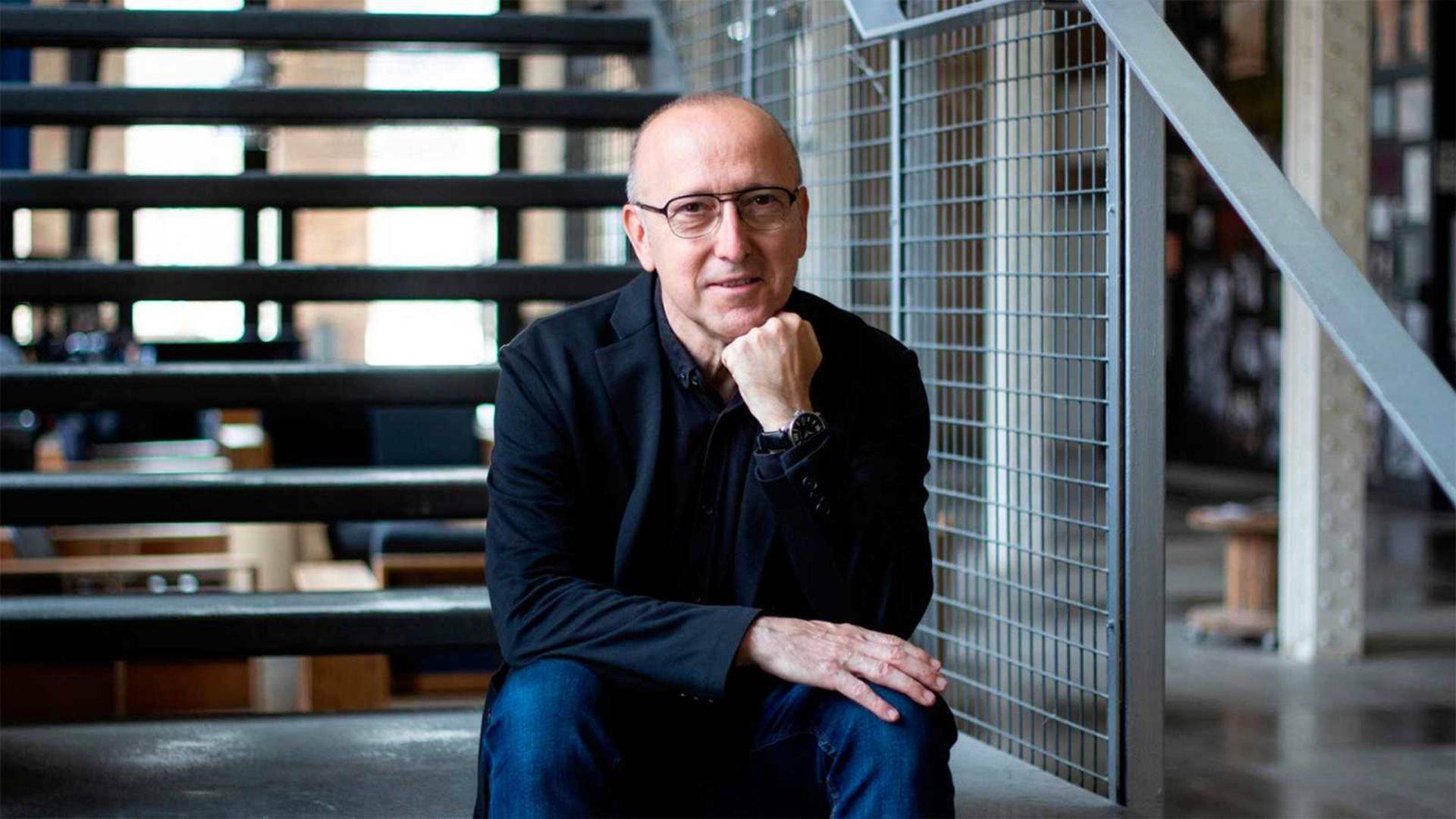 Página 2 (T19): Luis Landero