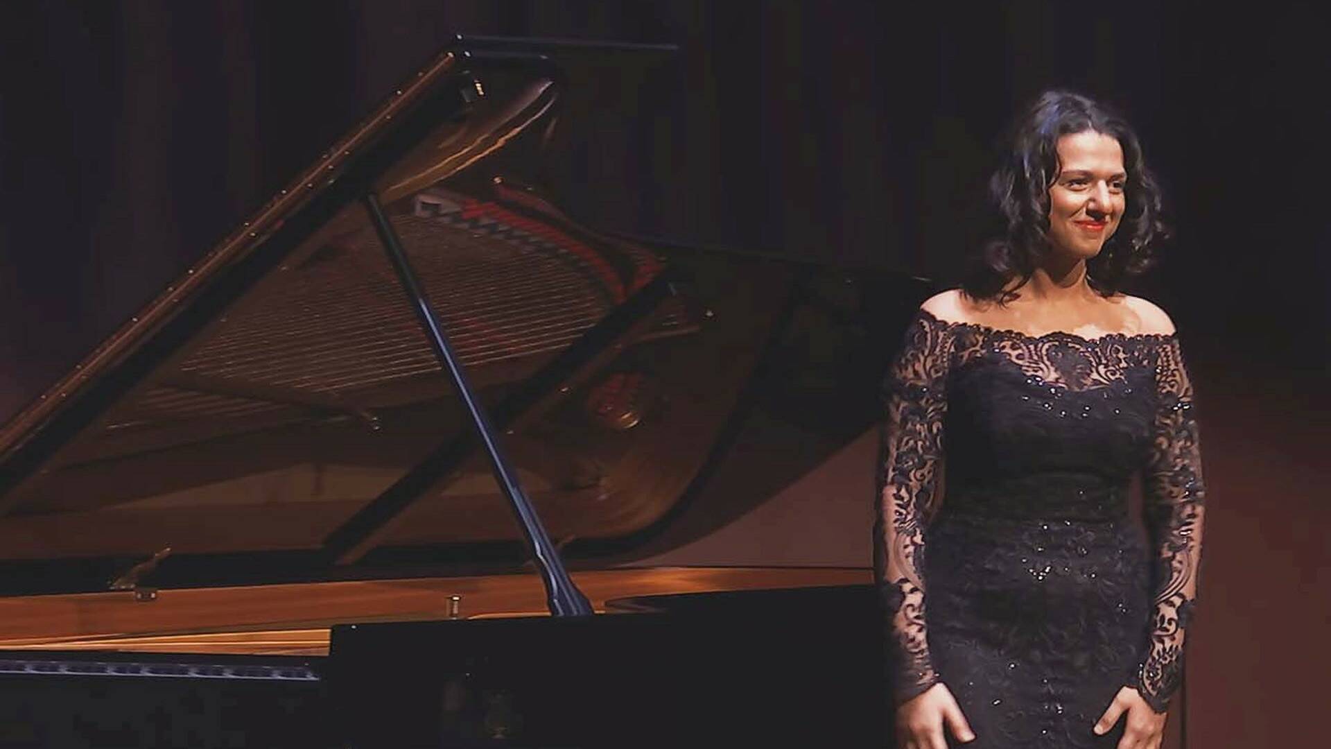 Khatia Buniatishvili y los solistas de la Orquesta Filarmónica de Montecarlo