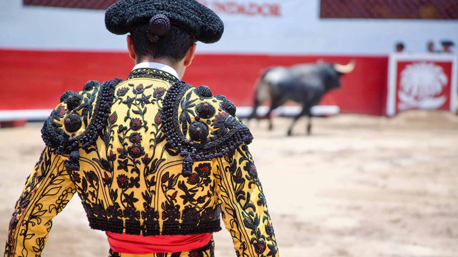 San Fermín en... (T2025): Procesión de San Fermín