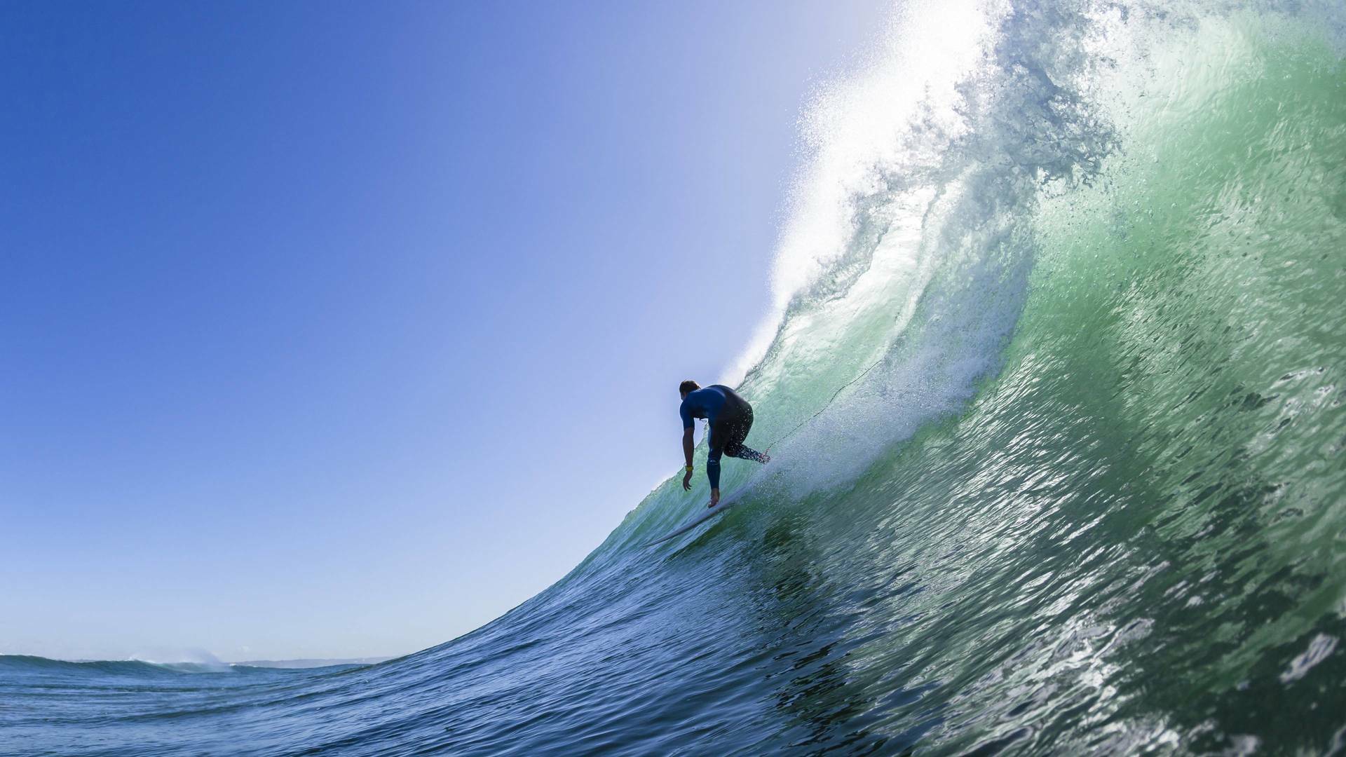 Surfing.es (2025): Jueves 1 mayo
