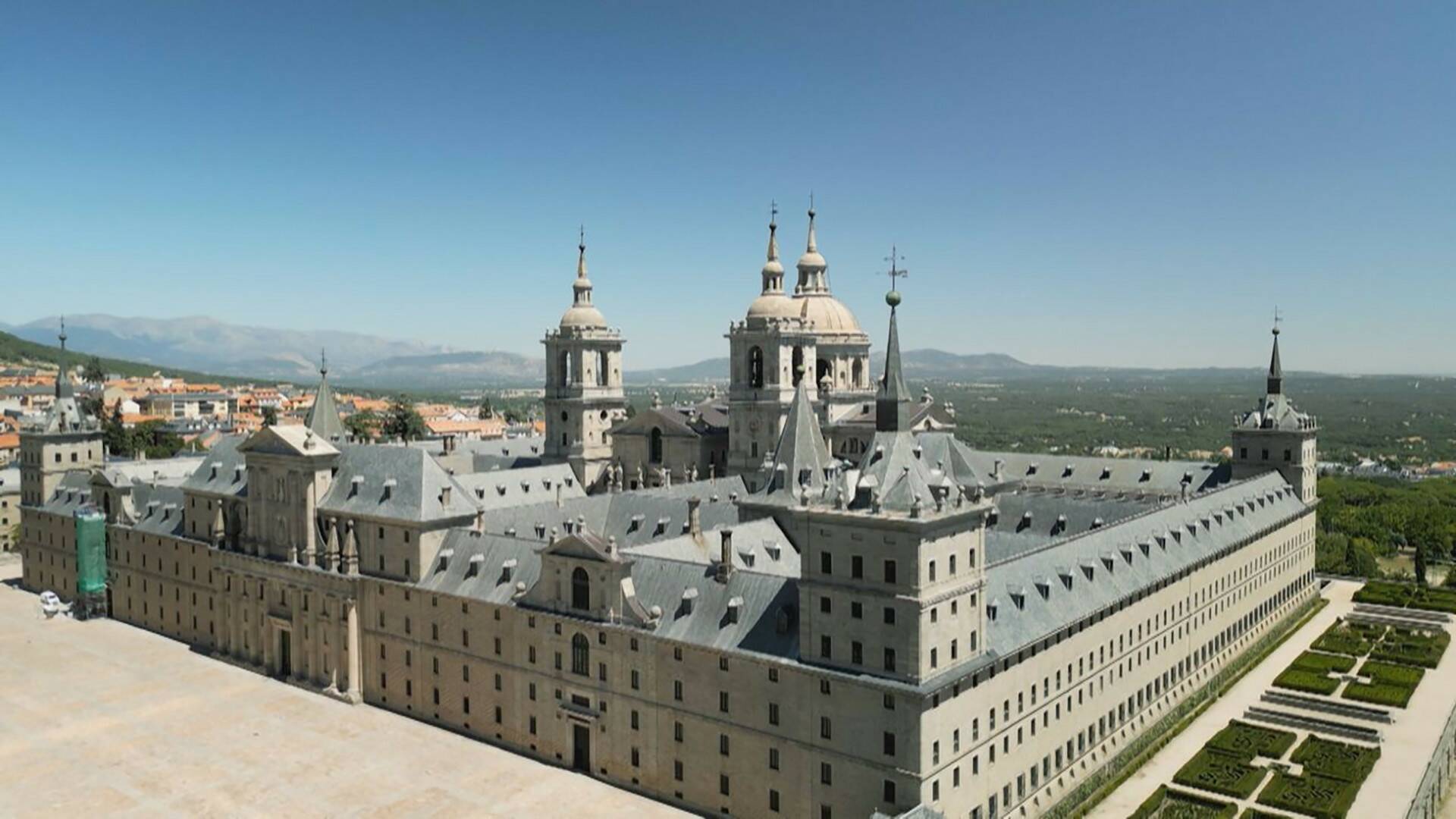 Enamorados de Madrid (T1): Monumental