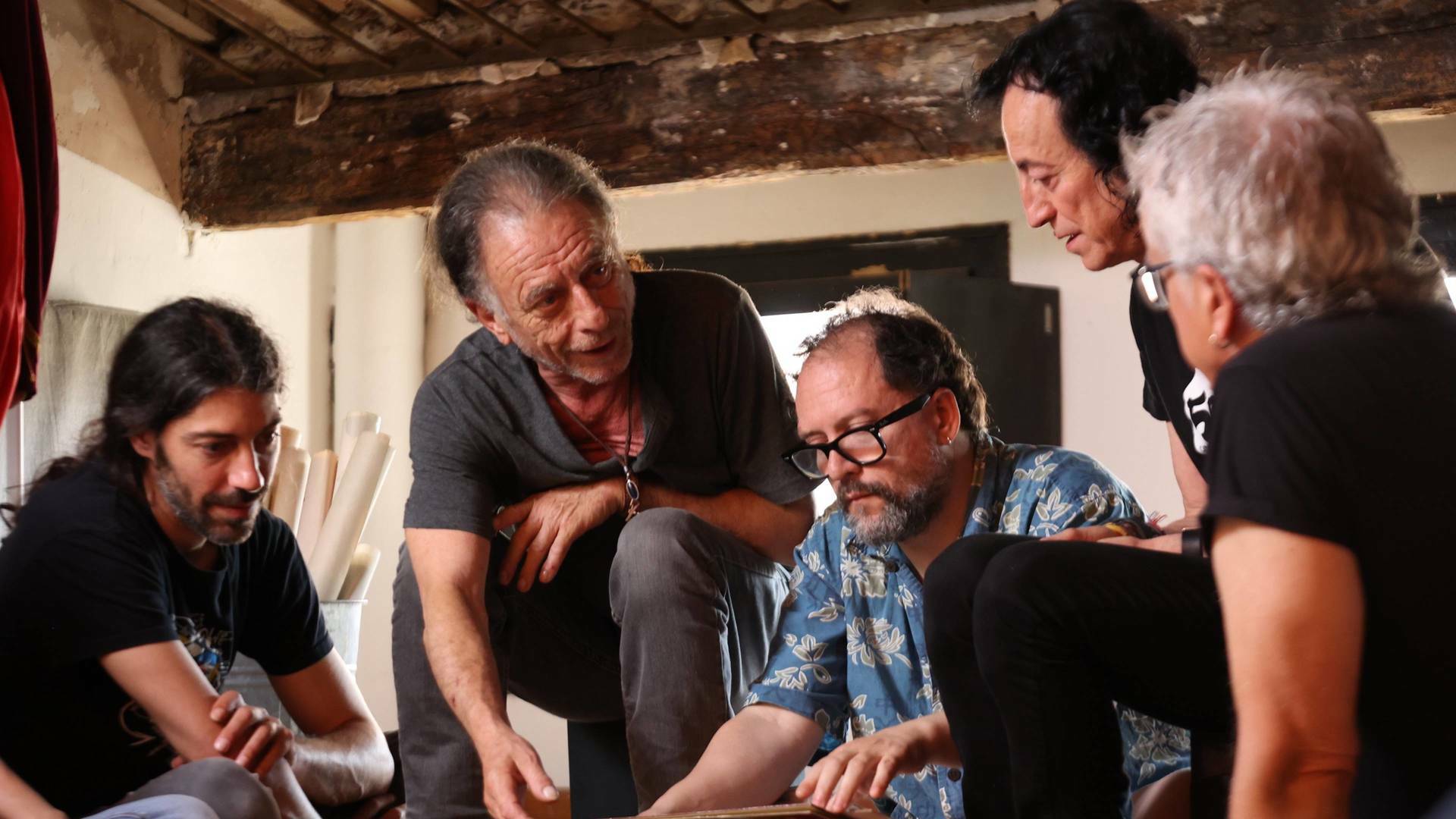 Nits sense ficció: Sempre Dharma