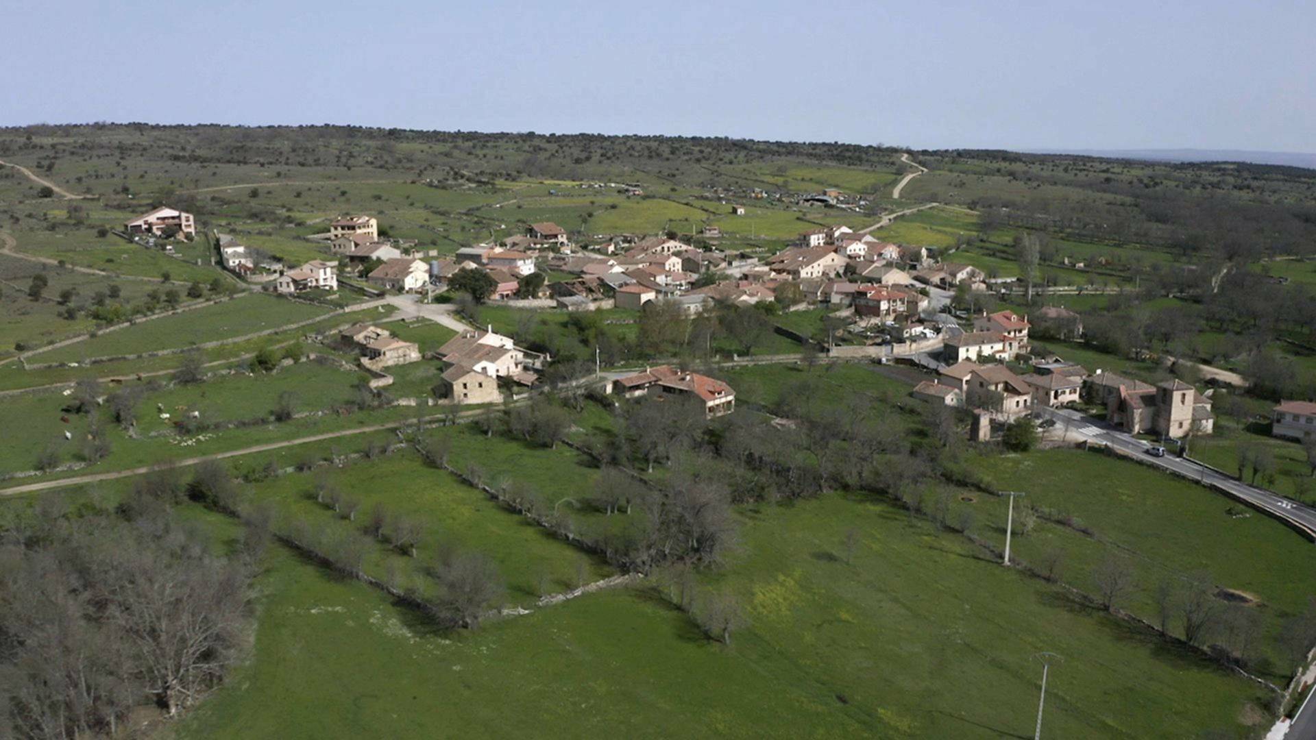 Vuelvo a empezar (T3): Torralba de los Sisones (Teruel), Genalguacil (Málaga) y La Pola de Gordón (León)