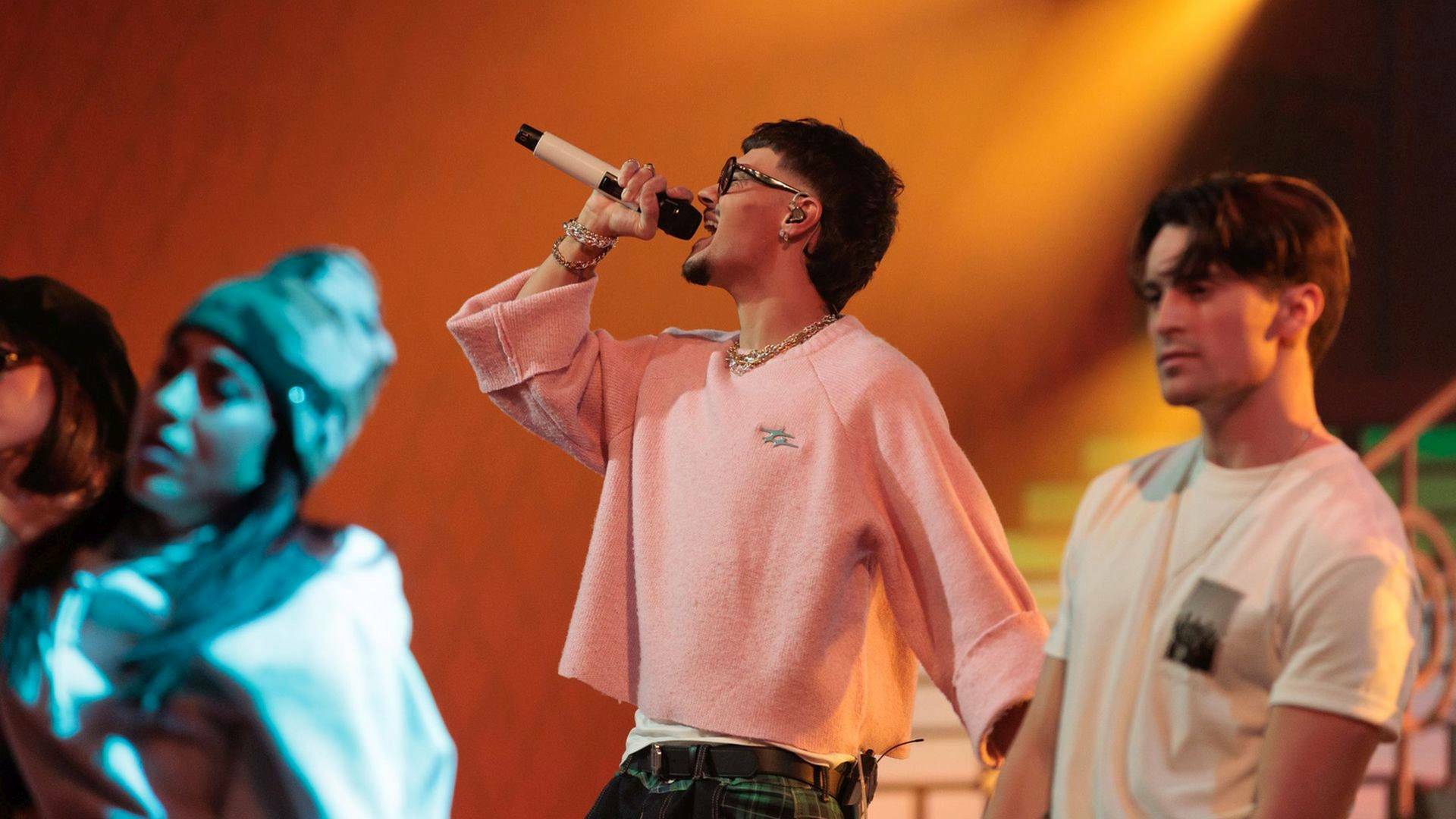 20conmigo. Abraham Mateo