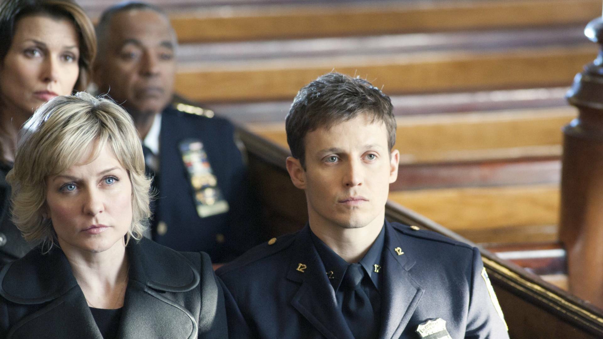 Blue Bloods... (T2): Ep.2 Fuego amigo