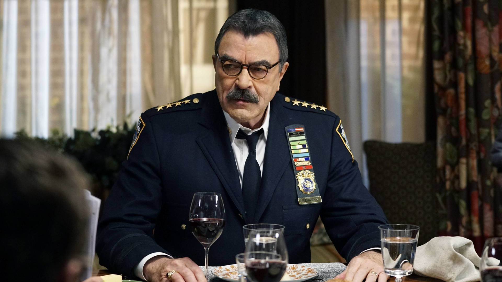 Blue Bloods... (T8): Ep.12 Los valientes
