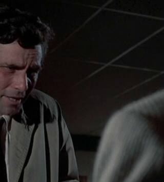 Columbo (1971) (T1): Ep.1 Homicidio de acuerdo con el libro
