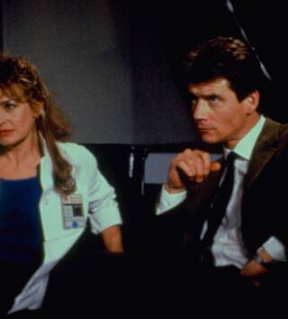 Columbo (1988) (T1): Ep.3 Sexo y el detective casado