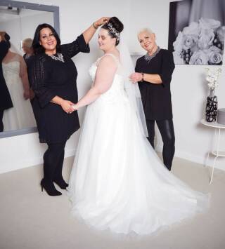 Novias curvy, la boutique. Temporada 2. Novias curvy, la boutique -  Movistar Plus+