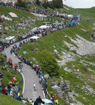 Giro de Italia (2024): Etapa 2 - San Francesco al Campo - Santuario di Oropa