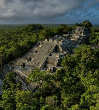 El imperio perdido de los mayas