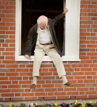 L'avi de cent anys que es va escapar per la finestra
