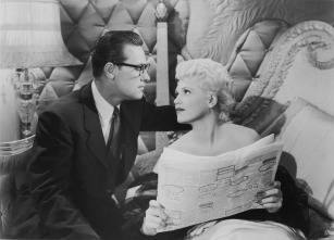 Imagen de Nacida ayer - 4