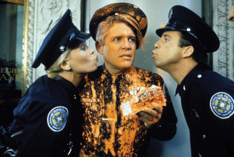 Imagen de Loca academia de policía 6: Ciudad sitiada - 4