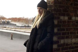 Imagen de Two Lovers - 12