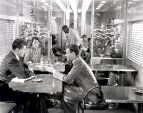 Imagen de Extraños en un tren - 3