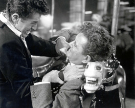 Imagen de Extraños en un tren - 7