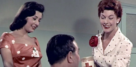 Imagen de Las chicas de la Cruz Roja - 8