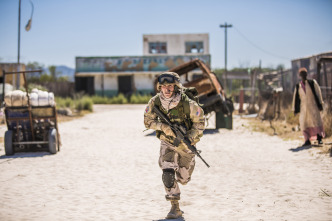Imagen de Ningún hombre se queda atrás  - 12