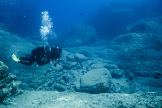 La búsqueda de Diego...: Yonaguni, el mito del diluvio