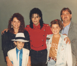 Leaving Neverland 