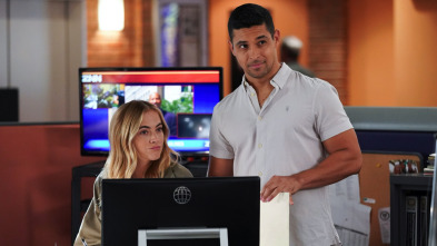 Imagen de NCIS: Naval... (T18): Ep.2 Todo tiene un principio - 2
