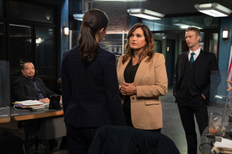 Imagen de Ley y orden:... (T22): Ep.5 Enciéndeme - Vamos a privado - 4
