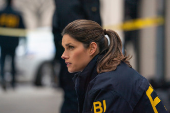 FBI (T3): Ep.6 Al descubierto