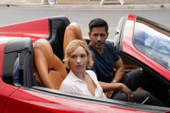 Imagen de Magnum (T3): Ep.8 Alguien que cuide de mí - 1