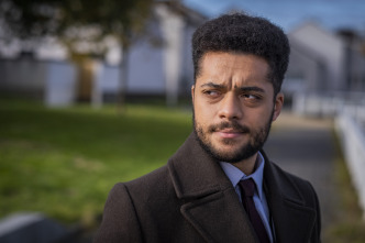 Imagen de Vigil:... (T1): Ep.4  - 5