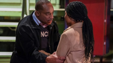 Imagen de NCIS: Naval... (T19): Ep.14 Primeros pasos - 1