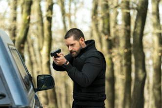 Imagen de FBI: Internacional (T1): Ep.19 Que empiece la revolución - 1