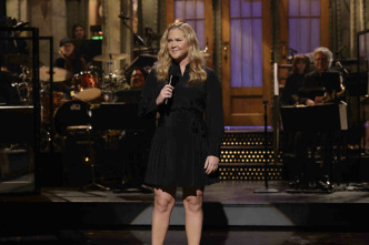 Saturday Night Live (T48): Amy Schumer / Steve Lacy
