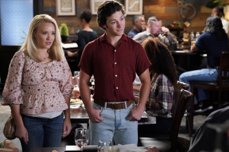 El joven Sheldon - Bases de datos y un hueso duro de roer