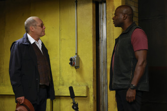 The Blacklist (T10): Ep.1 El búho