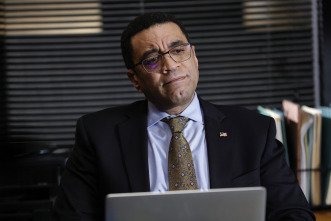 The Blacklist (T10): Ep.11 El hombre del sombrero