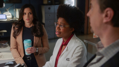 Imagen de NCIS: Naval... (T20): Ep.21 Kompromat - 1
