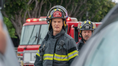 Imagen de 9-1-1 (T6): Ep.17 El amor está en el aire - 1