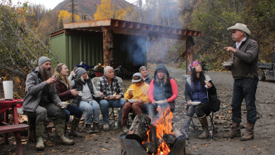 Sobrevivir en lo... (T1): Los de Alaska se unen