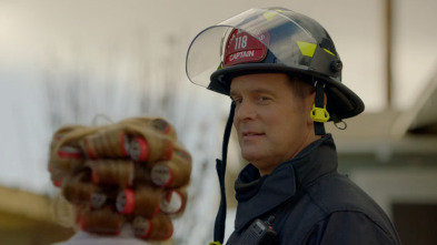 Imagen de 9-1-1 (T1): Ep.9 Atrapados - 1